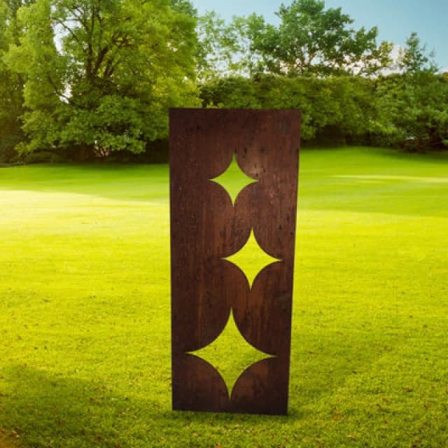 Poppy Forge Stars Garden Screen Small Bare Metal/ready To Rust - Steel - W35.5 X H116.4 Cm