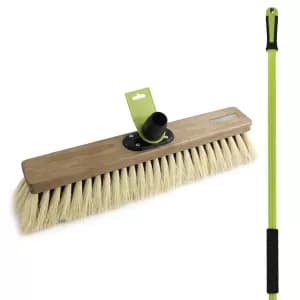 National Trust Large 18" Dual Fill Driveway Broom Wood