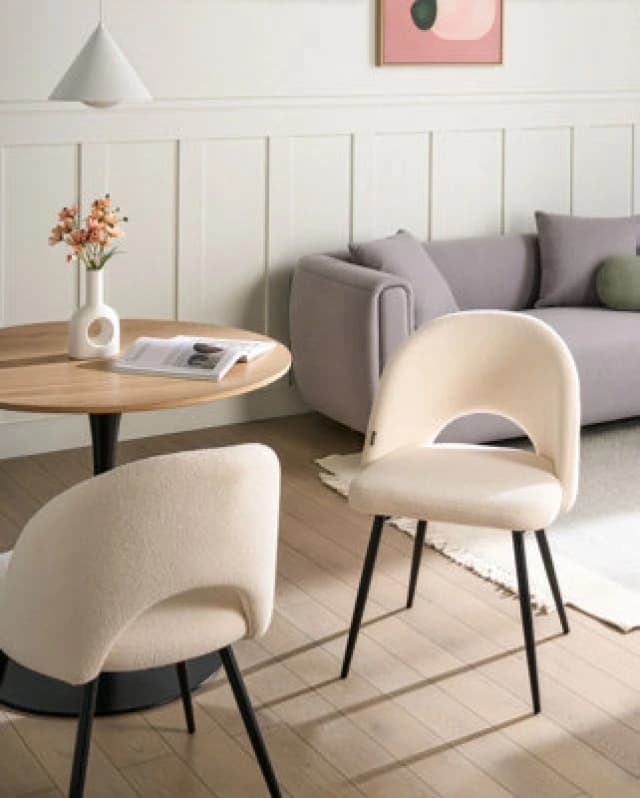 Beliani Set Of 2 Dining Chairs Onaga Boucle White