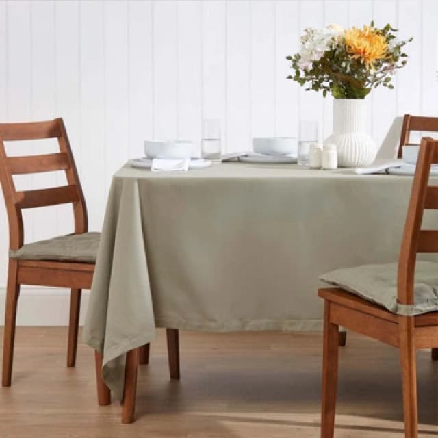 Homescapes Plain Cotton Tablecloth, 178cm x 300cm Grey