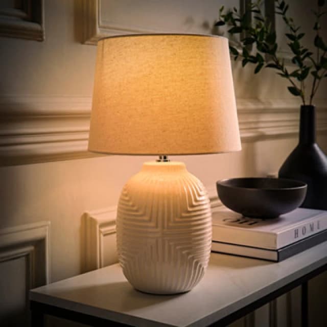 ValueLights ValueLights Harrison Taper Shade White Geo Rib Pattern Gloss Table Lamp with Bulb Size: Medium White Medium Unisex 5059406066481