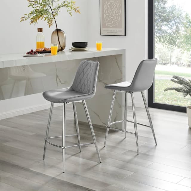 FurnitureboxUK FurnitureboxUK Pesaro Set of 2 Velvet Silver Legs Bar Chair in Grey Grey One Size Unisex 5056542696503