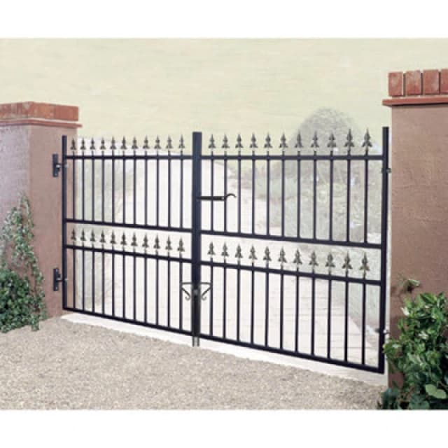 Cannock Gates Corfe Premium Range Spear Top Low Double Gate - Steel - Fits Gap Of 2438mm X 1168mm High - Electro Galv./black Powder Coated