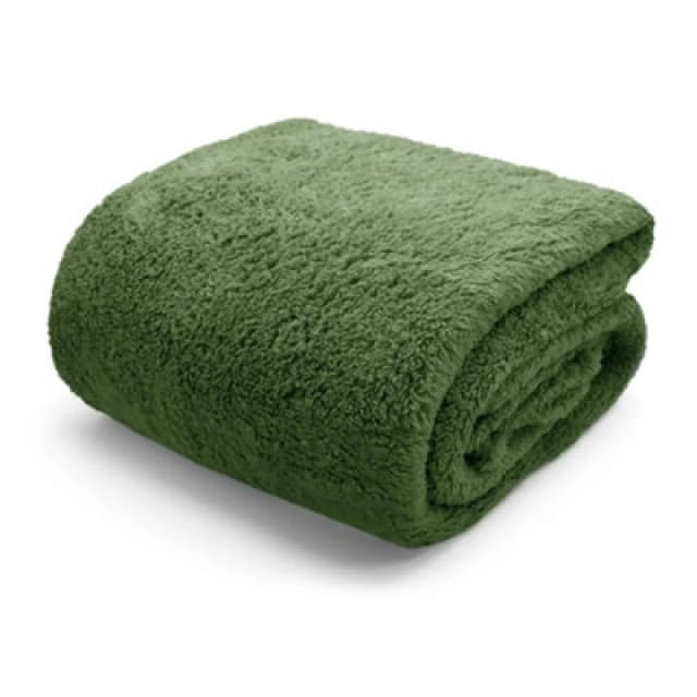 Velosso Plain Teddy Warm & Cosy Duvet Cover & Pillowcase Set in Olive Size: Double Olive Unisex Double