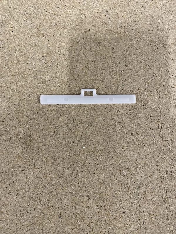 New Edge Blinds Pack of 25 Vertical Blind Replacement Top Hangers White