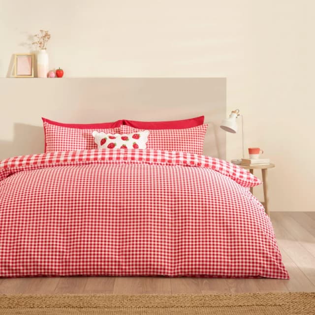 Catherine Lansfield Bamford Gingham Check Duvet Cover Bedding Set Red