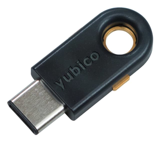 Yubico Yubico USB password manager stick Black/golden 5060408461488 5060408461488