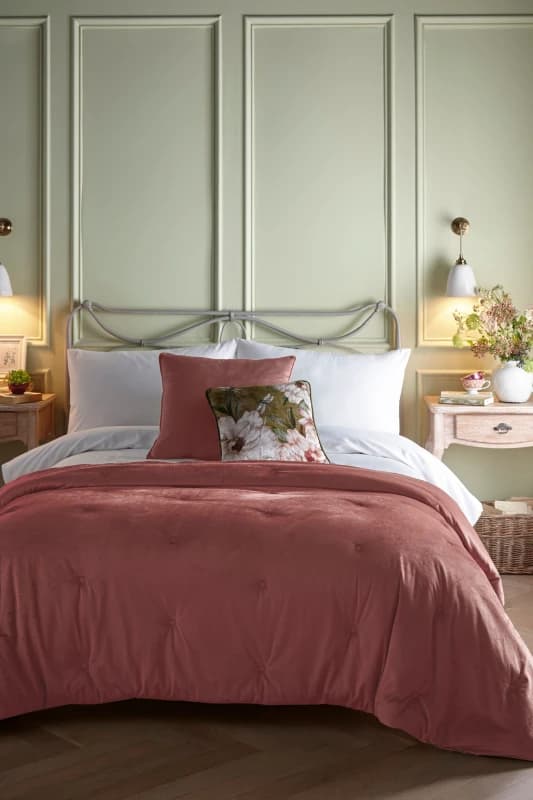 Appletree Austell Velvet 150cmx220cm Bedspread Set Pink