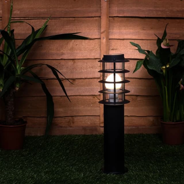 ValueLights Wharf Pack of 4 Black Stainless Steel Outdoor 450mm Ground Post Bollard Lights with LED Bulbs Black