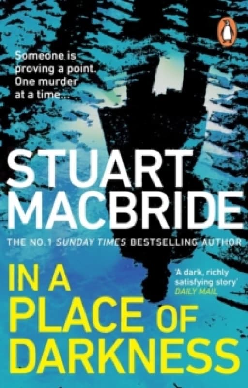 In a Place of Darkness. Paperback. By Stuart MacBride Books