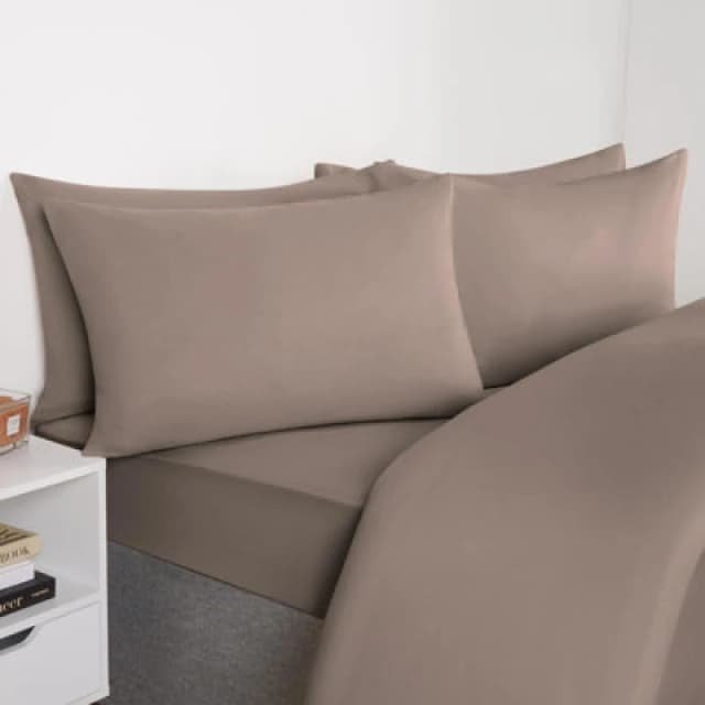 OHS OHS Ultra Soft Microfibre Plain Fitted Bed Sheet in Light Brown Size: Double Light Brown Double Unisex 5027434223367