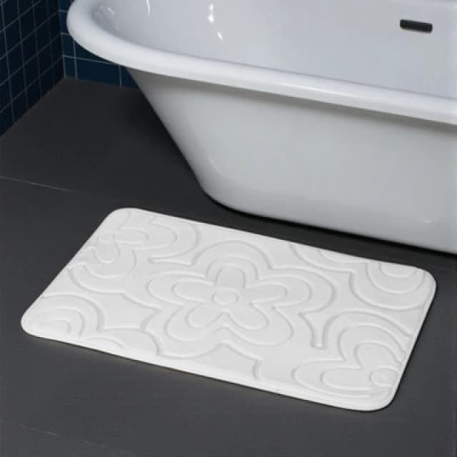 Showerdrape Clover White Memory Foam Bath Mat White