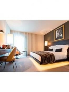 Virgin Experience Days 5* Luxury London Break At South Place Hotel With Champagne, Five Course Michelin-Starred Dinner And The View From The Shard For