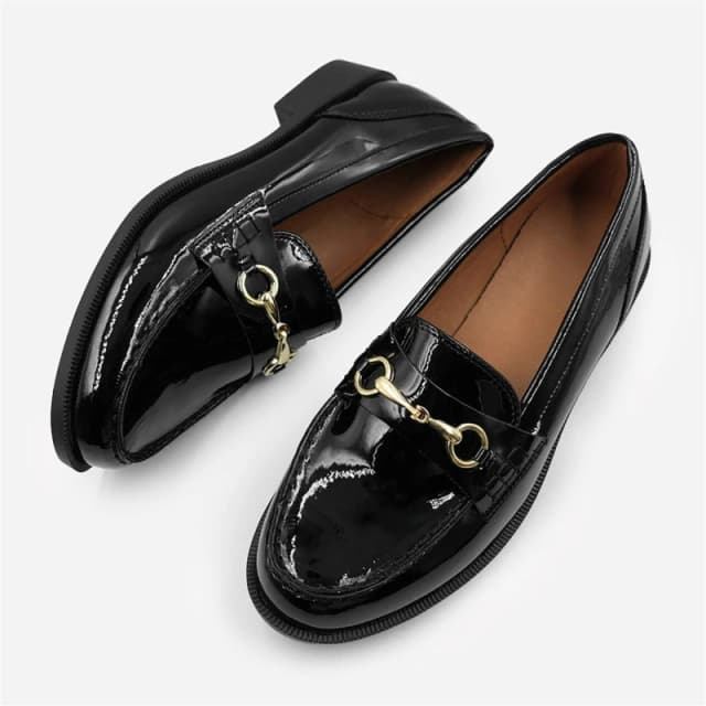 Where's That From 'Cielo' Round Toe Single Metal Bar Loafers Black female
