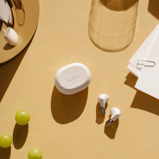 Sudio Sudio N3WHT headphones/headset Wireless In-ear Calls/Music Bluetooth White N3WHT