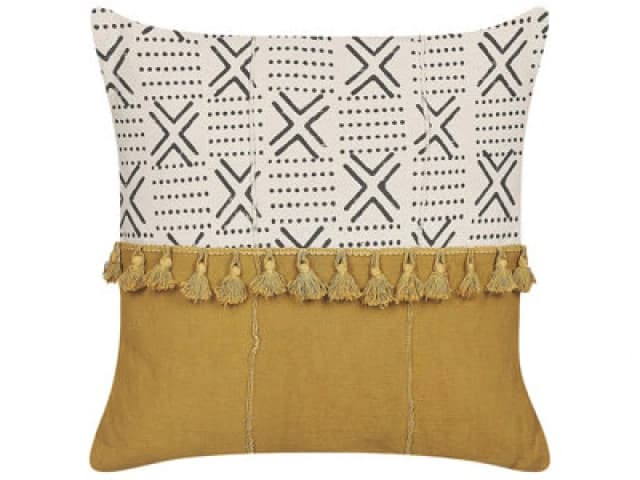 Beliani Throw Cushion Woodi Cotton 45 X 45cm Yellow Geometric Pattern