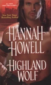 Highland Wolf by Hannah Howell Paperback