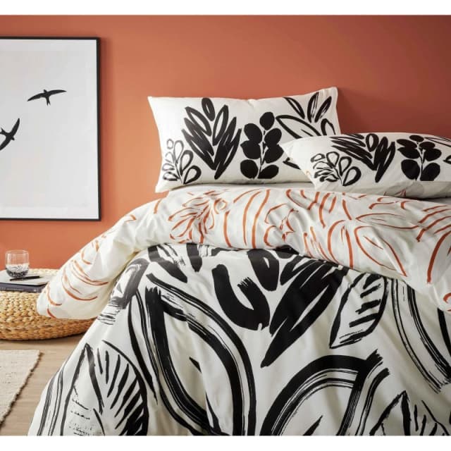 Vantona Essentials Range Mono Leaves Duvet Cover Set-Black Black Single