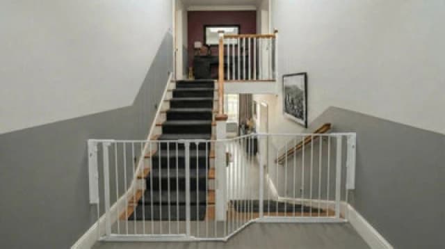 Safetots Two Door Multi Panel Solution For Up And Down Staircases, White, 220Cm Of Length, Includes 2 Door Opening Panels