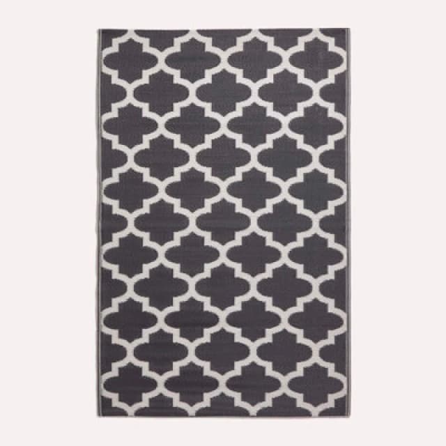 Homescapes Luxury Outdoor Rug Waterproof Reversible For Garden, 180 X 270 Cm, Black & White, Recycled, Nola Geometric