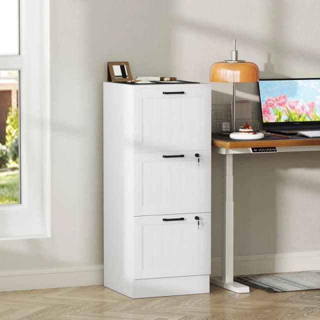 HOMCOM 4 Drawer File Cabinet with Lock & Adjustable Hanging Bars in White Size: Medium White Unisex Medium