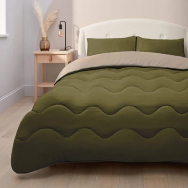 Silentnight Coverless Duvet And Pillowcase - 10.5 Tog - Olive/natural - King