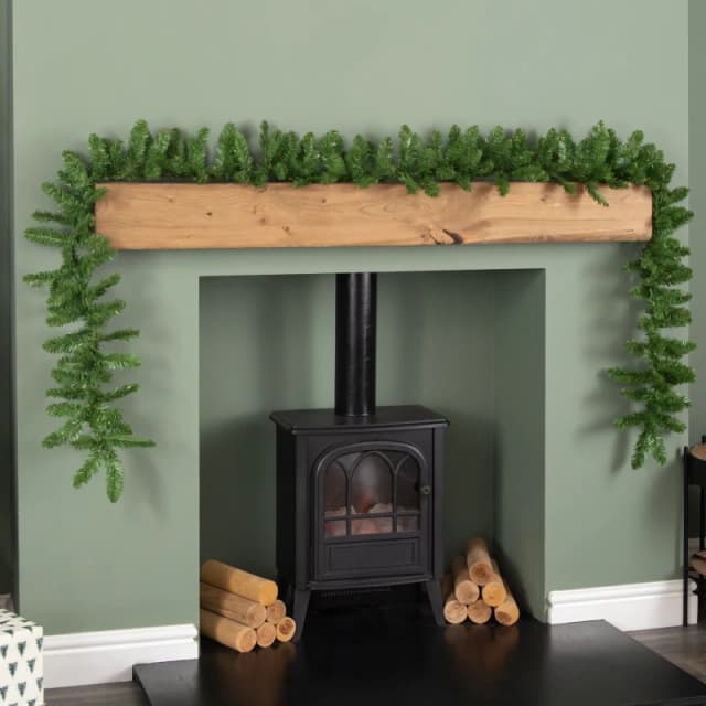 2.7m Plain Green Christmas Garland with 200 Bullet Tips