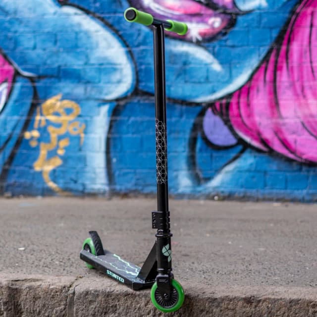 Stunted Glostorm Pro Stunt Scooter M005027