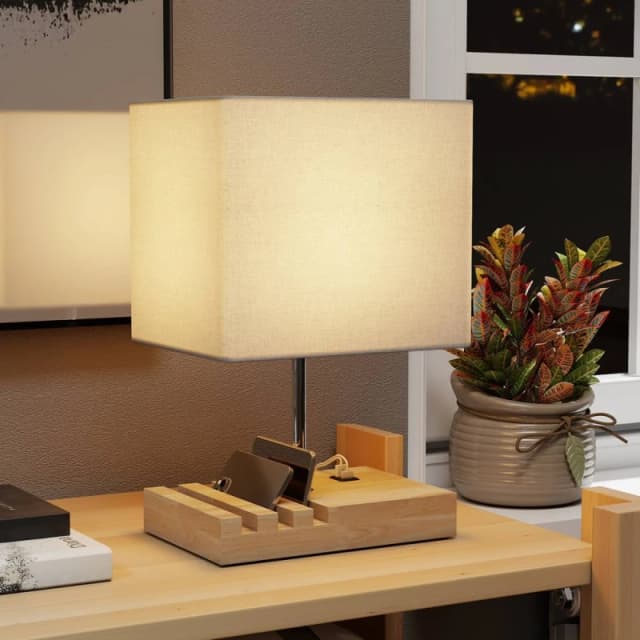 HOMCOM Table Lamp with 3 Slots, Bedside Lamp with Solid Wood Base in White White Unisex