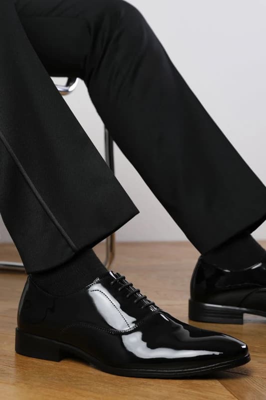 Where's That From Where's That From Men 'Michael' Oxford Lace Up Work Dress Shoes in Black Size: 10 Black 10 Male 5059283410018