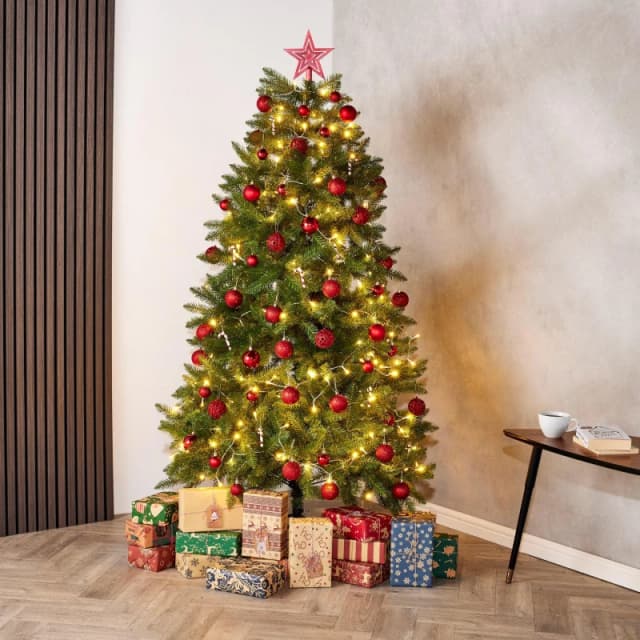 SO House 150 CM Rocky Ridge Fir Tree with 282 tips. Pvc Mixed hard needle without lights Green