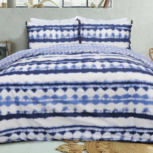 Smart Living Smart Living Printed Reversible Polycotton Tiedye Tassel Trim Duvet Cover With Pillowcases in Blue Size: King Blue King Unisex 50562428