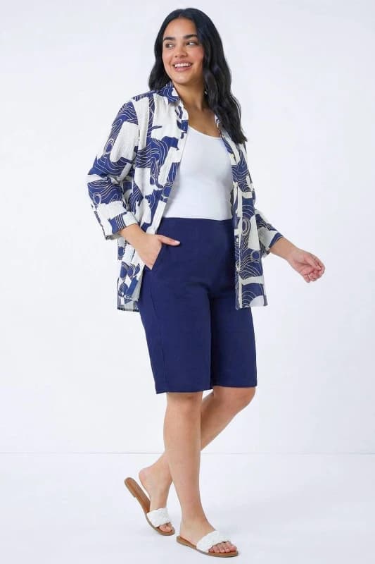 Roman Womens Curve Knee Length Elastic Waist Stretch Shorts in Navy Size: 18 Navy Female 18