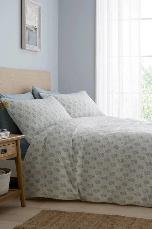 Dreams and Drapes Block Floral Duvet Cover Bedding Set Blue