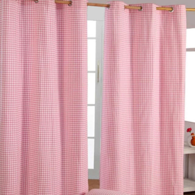 Homescapes Pink Cotton Gingham Eyelet Curtains 137 X 182 Cm