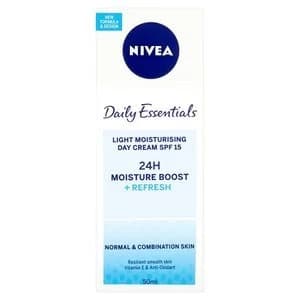 Nivea Visage Light Daily Moisturising Creme 50ml