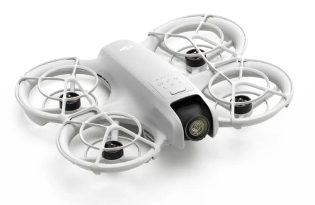 DJI DJI Neo Fly More Combo 4 rotors Quadcopter 12 MP 3840 x 2880 pixels 1435 mAh Black, White CP.FP.00000185.01