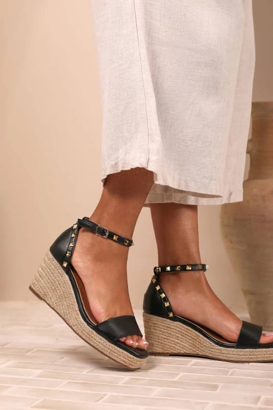 Where's That From Womens 'Sawyer' Wedge Sandals With Gladiator Ankle Strap in Black Size: 3 Black Female 3