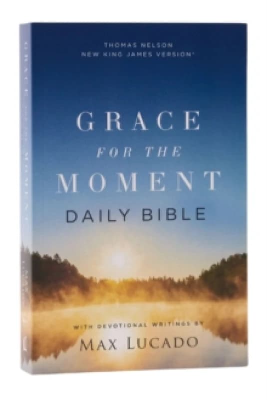 NKJV, Grace for the Moment Daily Bible, Softcover, Comfort Print Paperback / softback