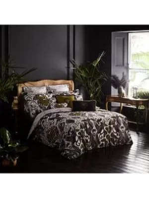 Emma J Shipley Amazon Duvet Cover