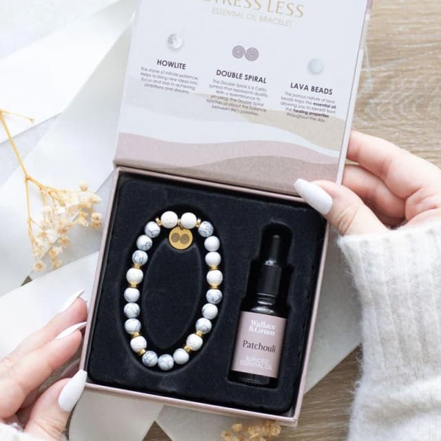 Simplhome Stress Less Howlite Crystal Essential Oil Bracelet Multi