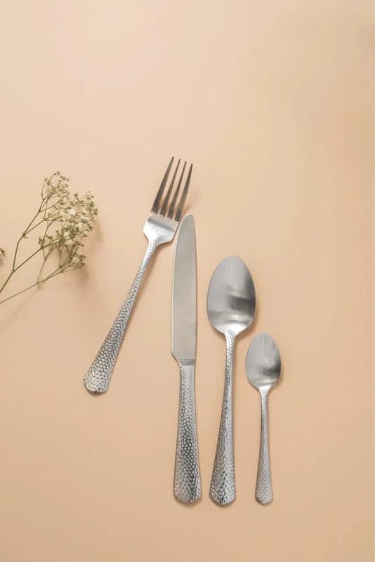 Mikasa Broadway Stainless Steel Silver Gift Boxed 16 Piece Cutlery Set Silver