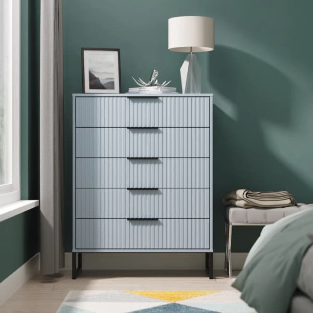 Ready Assembled 2 U Menai 5 Drawer Chest (Ready Assembled) in Light Blue Size: Large Light Blue Unisex Large