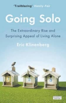Going Solo by Eric Klinenberg Paperback