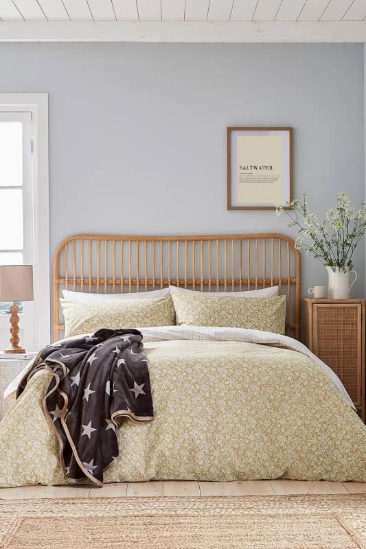 Helena Springfield 'Elmont' Cotton Duvet Cover Set in Amber Size: Single Amber Unisex Single