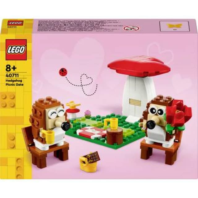 LEGO LEGO Hedgehog Picnic Date Set with Toy Animal Figures 40711