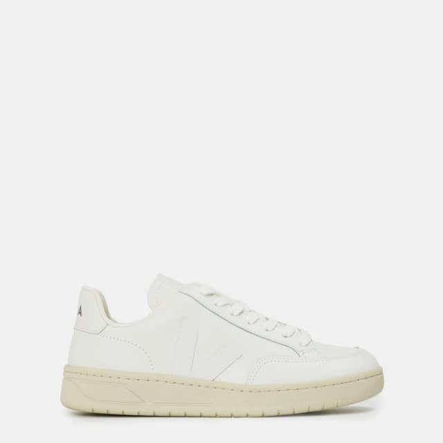 Veja Womens V Leather Court Trainers White female 3 (36)