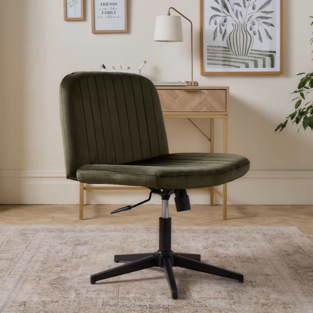 Vonhaus Green Desk Chair For Home Office & Bedroom, Velvet Fabric With Wide Seat & Gas Lift, Tilting Armless Swivel Seat, Dawson