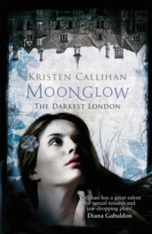 Moonglow. Paperback. By Kristen Callihan Books