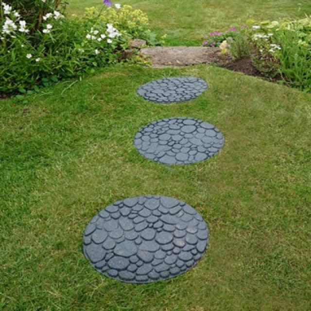 Reversible Stepping Stones Eco-Friendly River Rock Effect Ornamental Recycled Rubber For Garden, Path & Patio (X2)